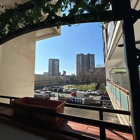120 Mq Trilocale E Terrazzo Apartman